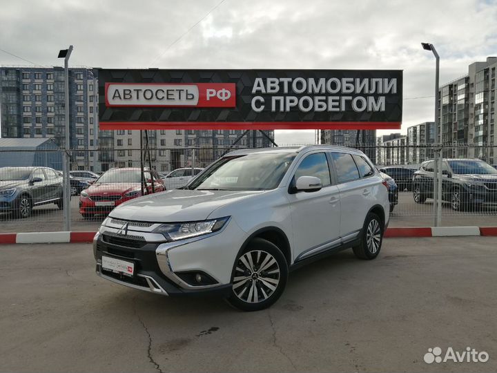 Mitsubishi Outlander 2.0 CVT, 2020, 109 624 км