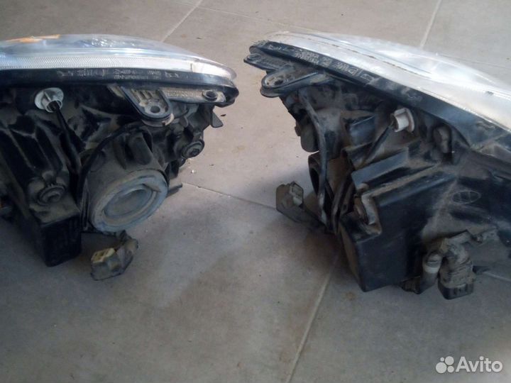 Фара передняя правая и левая Kia Picanto Хэтчбек