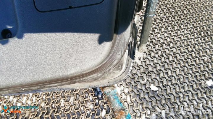 Крышка багажника (дверь 3-5) Renault Megane 3 2009