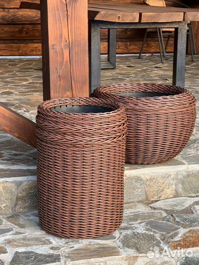 Вазоны, кашпо из ротанга