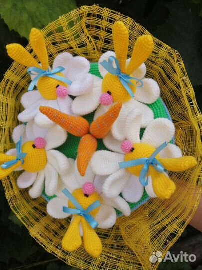 Букет зайчики-ромашки