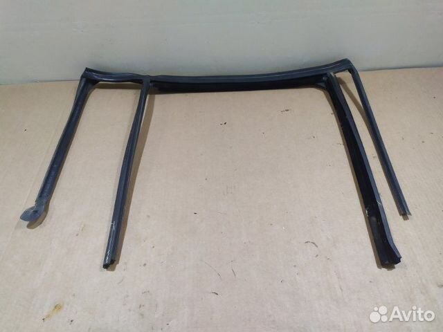 Уплотнитель двери задний правый Mercedes Glk Х204