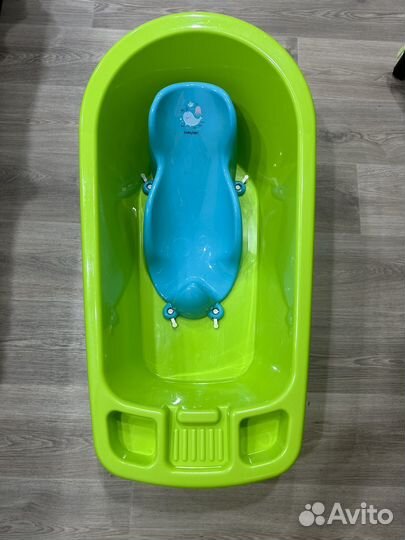 Ванночка для купания с горкой и сиденьем