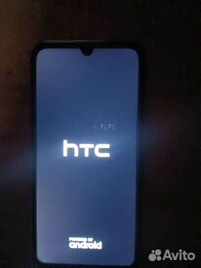 Телефон HTC