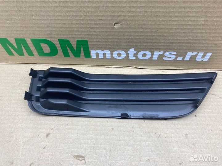 Заглушка птф левая Ford Focus 2 2005-2008