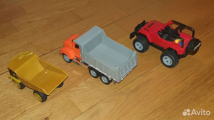 Машинки игрушечные (12 шт., цена за все)