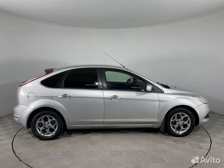 Ford Focus 1.6 МТ, 2010, 206 000 км