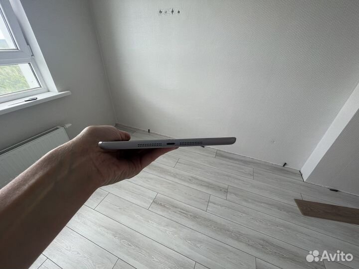 iPad mini 3 Wi-Fi + cellular (без Айклауда)