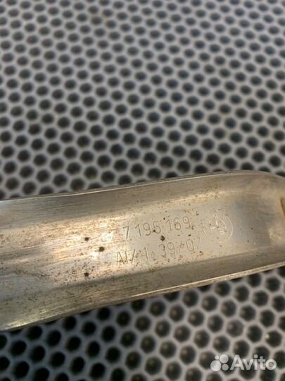 Крепление топливного бака Bmw 335 Xi E92 N54 2007