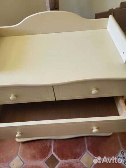 Комод массив