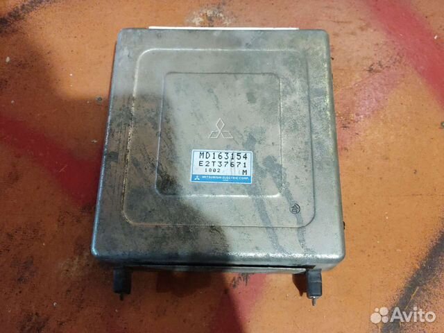 Блок управления двс mitsubishi 4g63 md163154