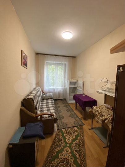 Комната 12 м² в 4-к., 3/5 эт.