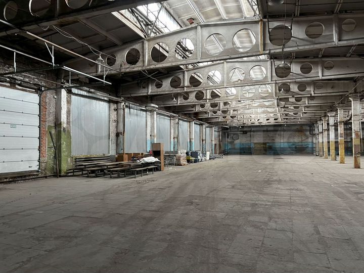 Производство, 2700 м²