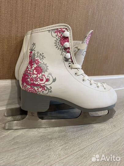 Коньки фигурные