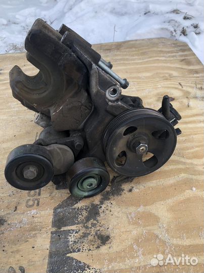 Насос гура на двс D4EA