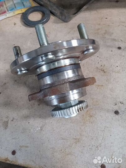 Ступица задняя (новая) в сборе - Hyundai Sonata NF