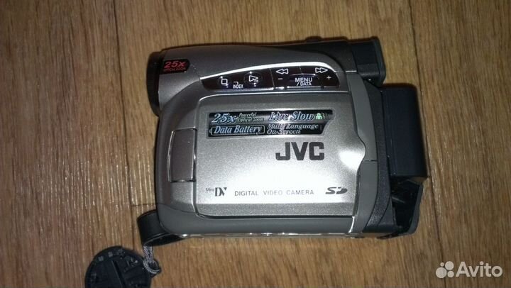 Видеокамера JVC GR-D290E