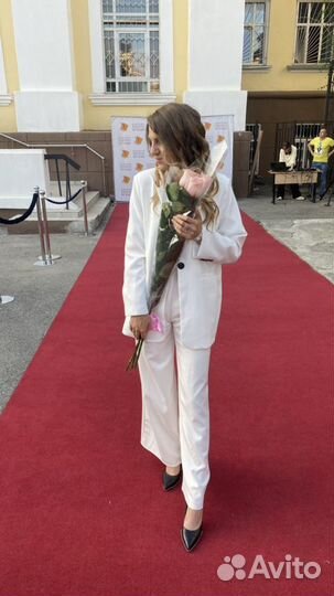 Педагог по актерскому мастерству