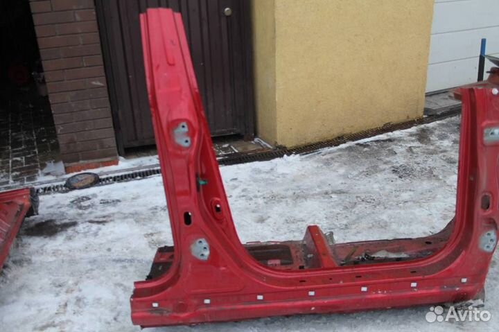 Порог правый Ssang Yong NEW action