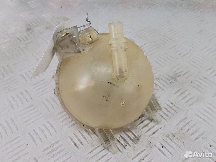 Бачок для Peugeot-Citroen Berlingo 2 (B9)