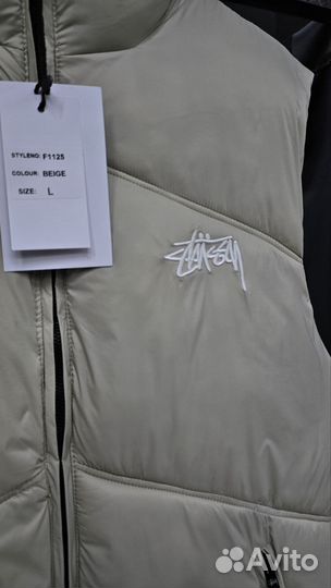 Жилетка Stussy бежевая