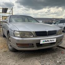 Nissan Laurel 2.5 AT, 1998, 260 000 км, с пробегом, цена 270 000 руб.