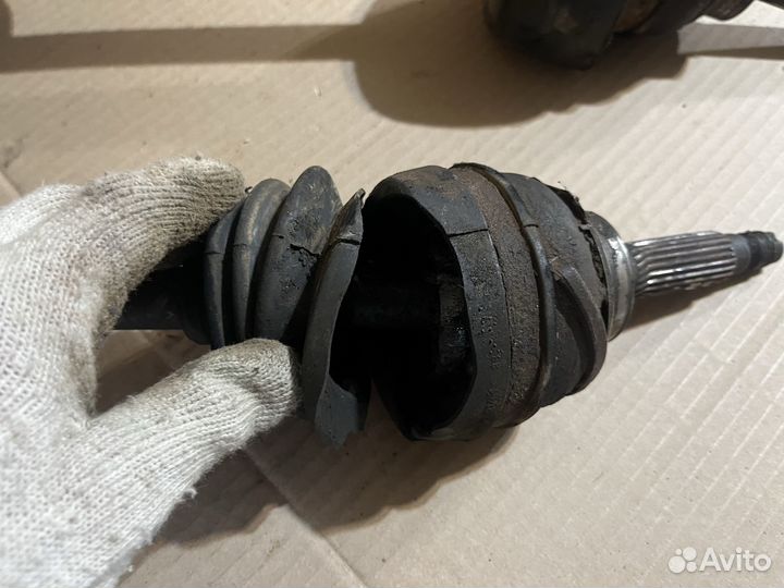 Приводной вал Нива ваз 2121