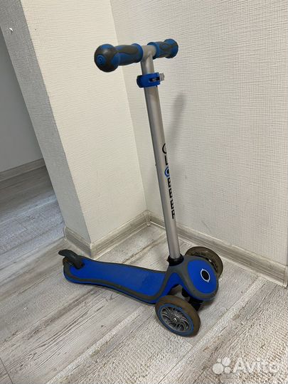 Самокат трехколесный globber