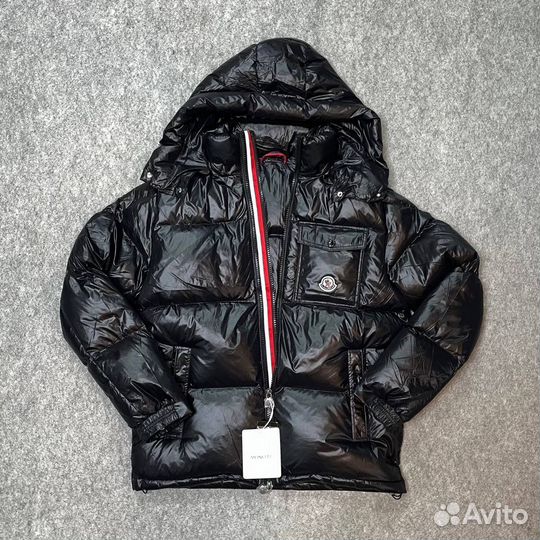 Зимний пуховик Moncler