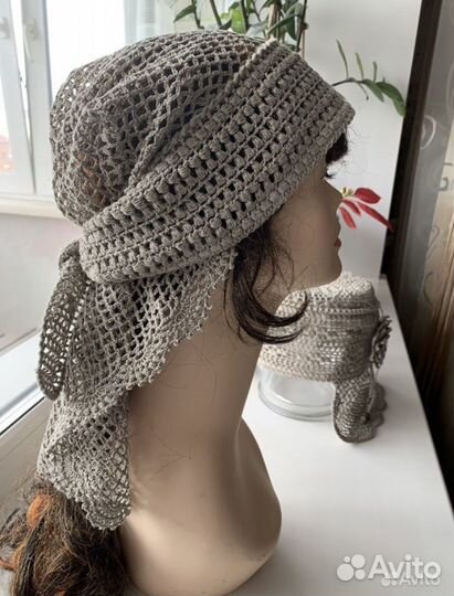 Женский головной убор