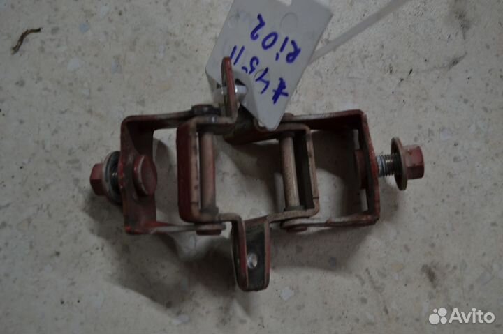 Петли багажника левая и правая chevrolet lacetti