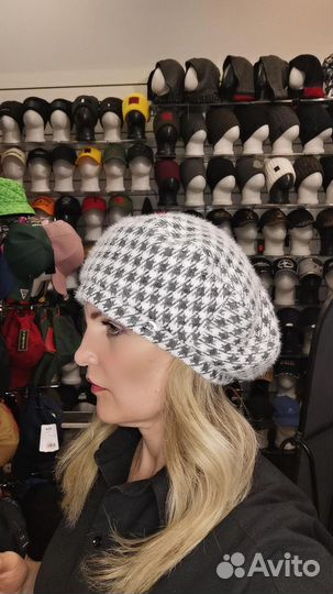 Берет женский осенний с принтом гусиная лапка