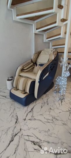 Массажное кресло rovos 657