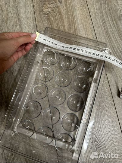 Контейнер для хранения яиц в холодильнике