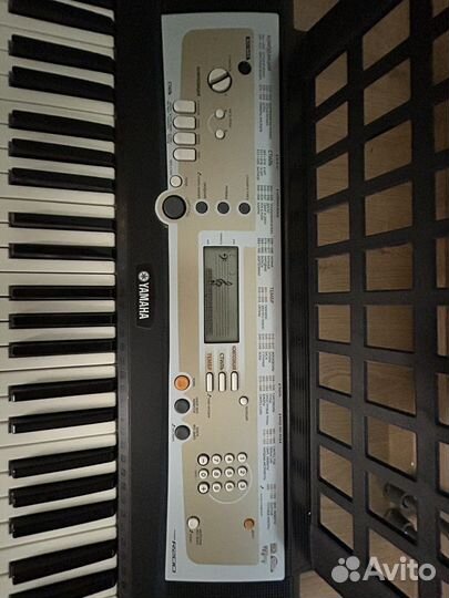 Синтезатор yamaha psr r200