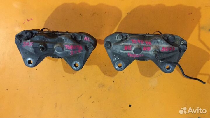 Суппорт тормозной передний на Toyota Hilux Surf