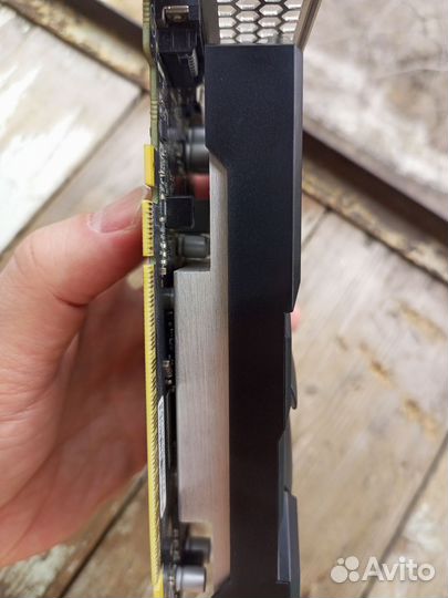 Palit SrormX gtx 1650 super 4gb