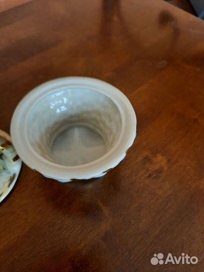 Шкатулка фарфор