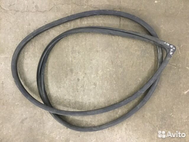 Уплотнитель двери Хундай Санта Фе с 2012г