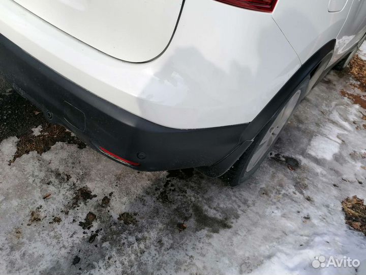 Продам задний бампер