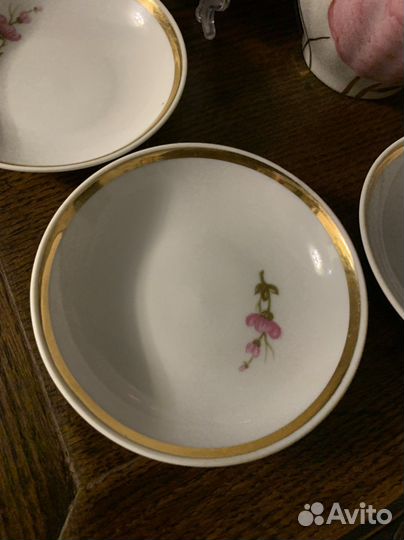 Молочник и розетки Дулево