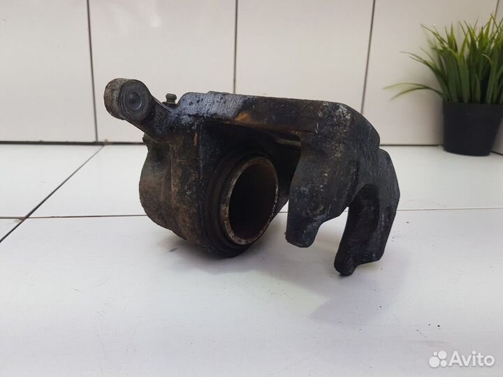 Суппорт передний правый (Haval Jolion)