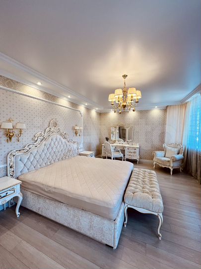 4-к. квартира, 140 м², 12/16 эт.