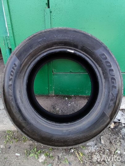 Douglas All Season 235/65 R17