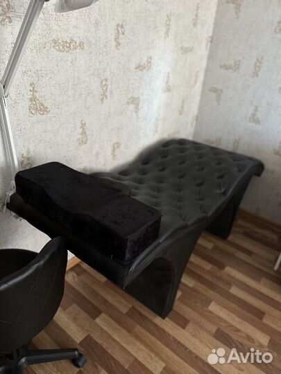 Анатомическая кушетка для наращивания черная