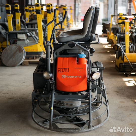 Самоходная затирочная машина в аренду