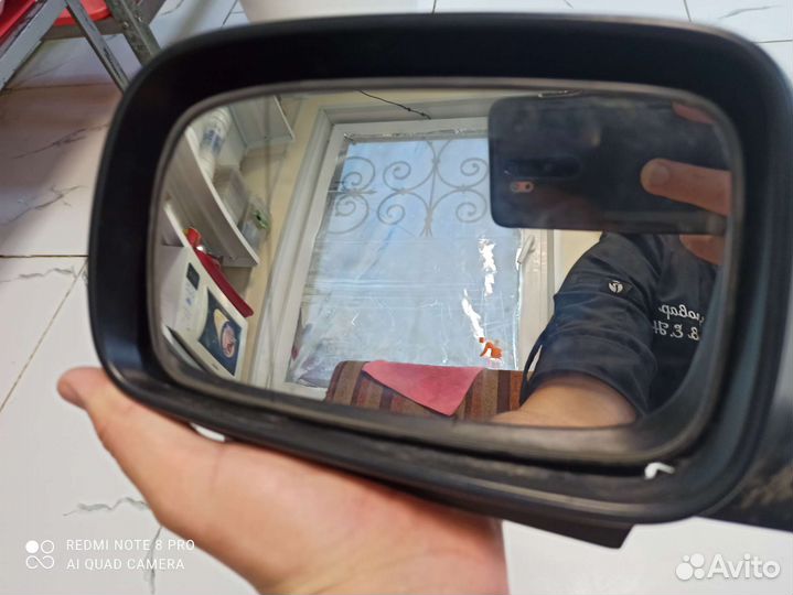 Боковое зеркало Toyota avensis t250