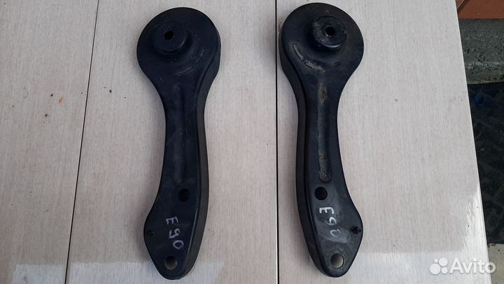 Реактивная тяга задняя левая BMW 3-Series E90