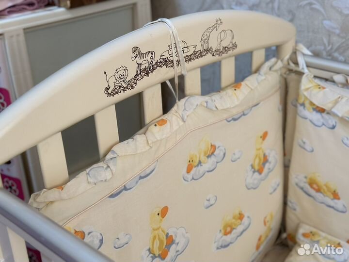 Детская кроватка