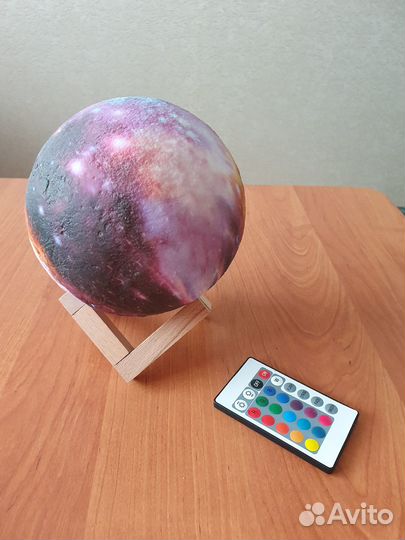 Ночник луна